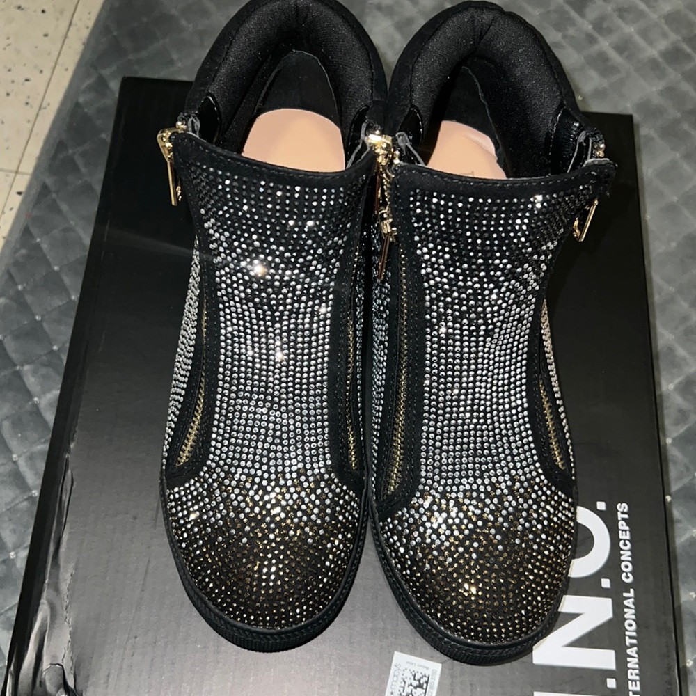 Inc wedge heels